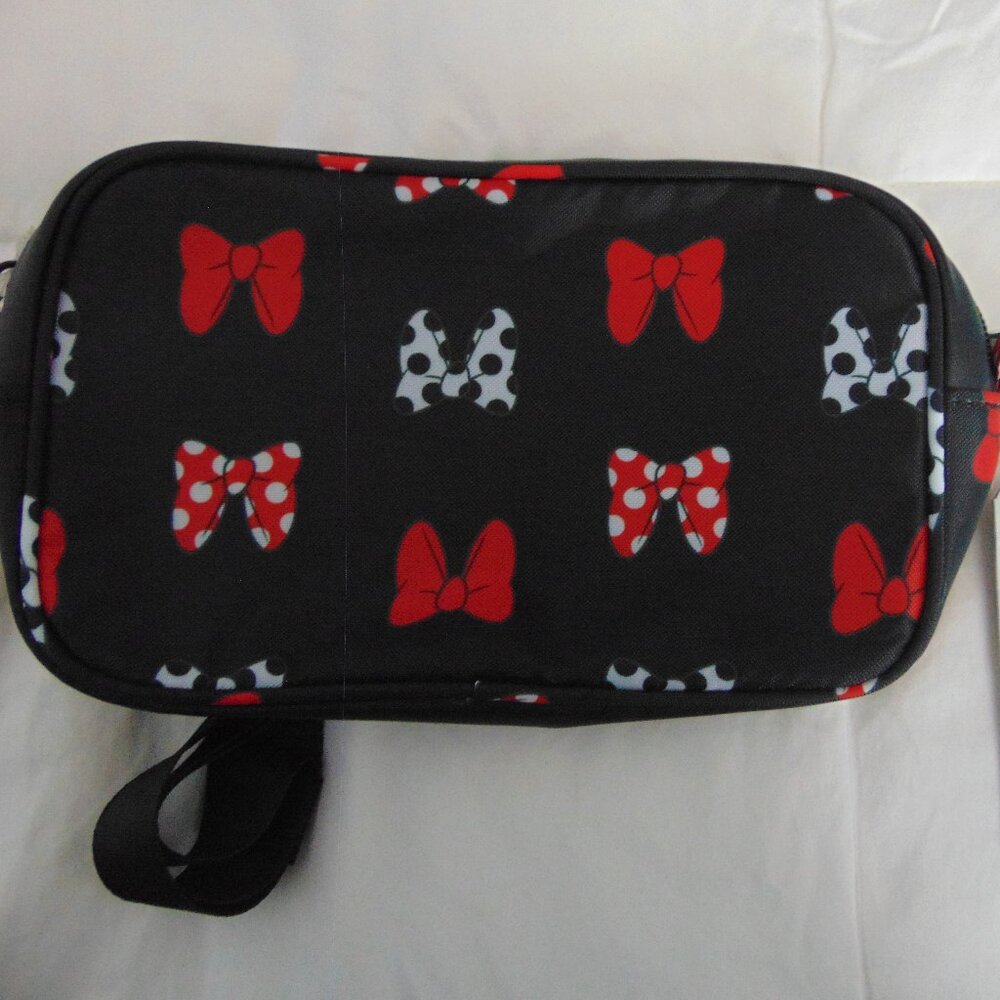 Disneyland Resort Minnie Mouse Bow Black Fanny Pack Brand New